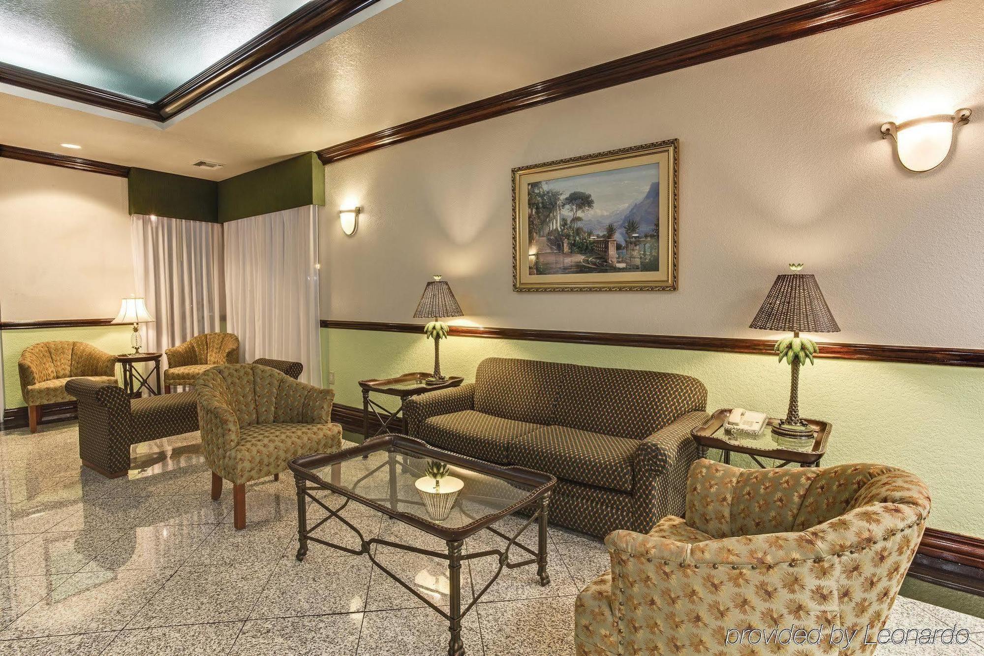 Отель La Quinta By Wyndham Tampa Bay Area-Tampa South Экстерьер фото